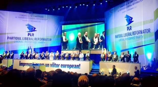 Acuzatii dure la adresa premierului Iurie Leanca. Liberalii reformatori il acuza pe aceasta ca ar face jocul lui Vlad Filat si Vlad Plahotniuc.