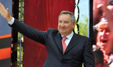 Potrivit surselor proprii ale portalului citat, pe 9 mai Dmitri Rogozin va participa la parada militară care va avea loc în această zi la Tiraspol.