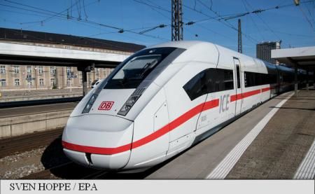 Intenția căilor ferate germane de a boteza un tren de mare viteză ''Anne Frank'' stârnește controversă. Foto: EPA
