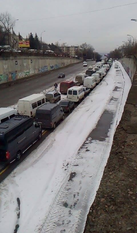 Водители жалуются, что не могут осуществлять свою деятельность.