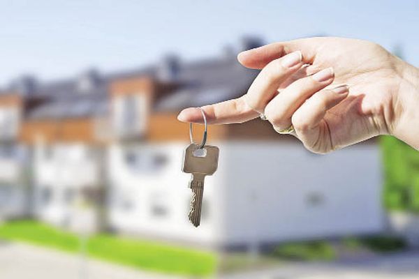 Proiectul „Prima casă ”. Cum vor fi ajutați tinerii să-și ia locuințe