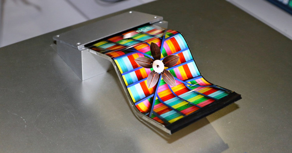 SUA vor interzice vânzarea de iPhone-uri cu ecrane fabricate de compania chineză BOE.