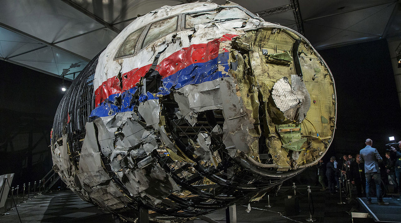 ЕС призвал Россию не отказываться от трехсторонних консультаций по MH17. Фото: eurointegration.com.ua.
