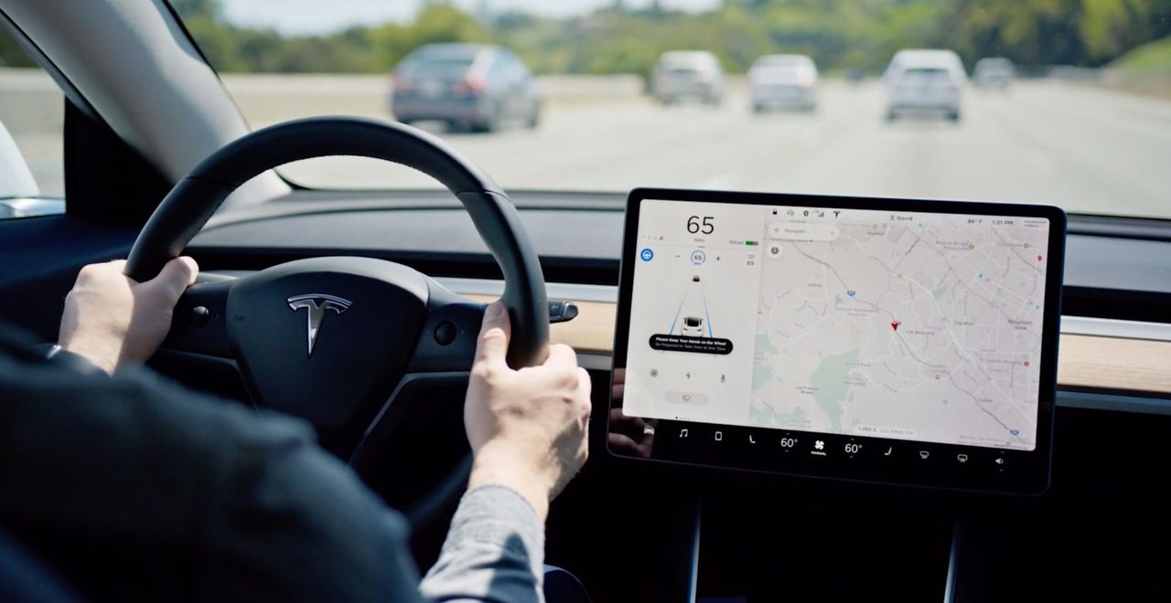 Автомобили Tesla получили очередное крупное обновление.