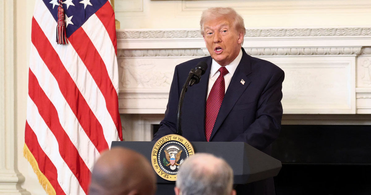 Trump le-a prezentat senatorilor republicani planul său de a împiedica democrații să ajungă la putere.