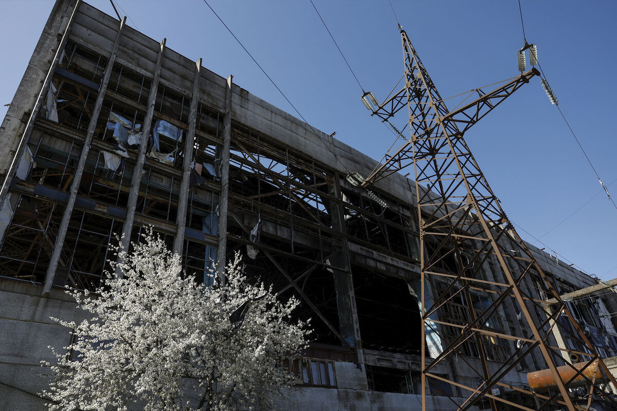 Ucraina a pierdut jumătate din capacitățile sale energetice: UE avertizează despre o iarnă dificilă.