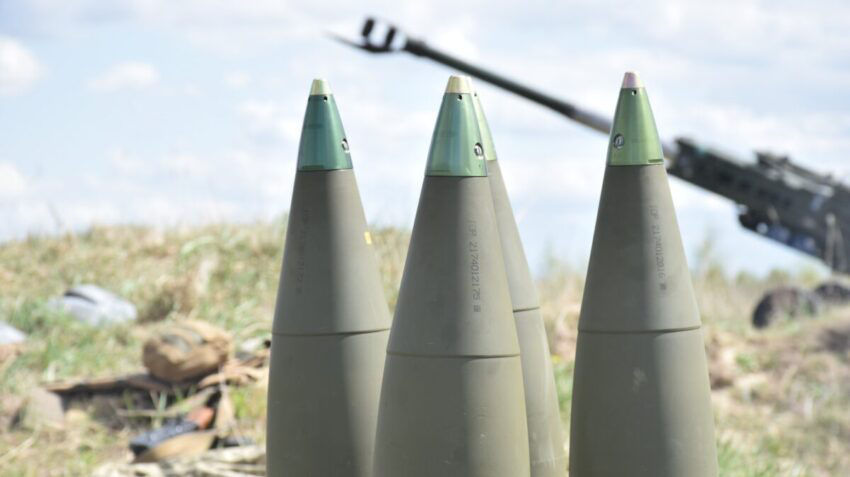 Украина испытывает острую нехватку боеприпасов.