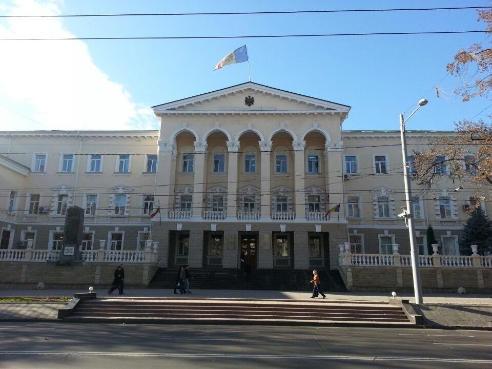 ПБОПОД находится по адресу бульвар Штефан чел Маре, 73.
