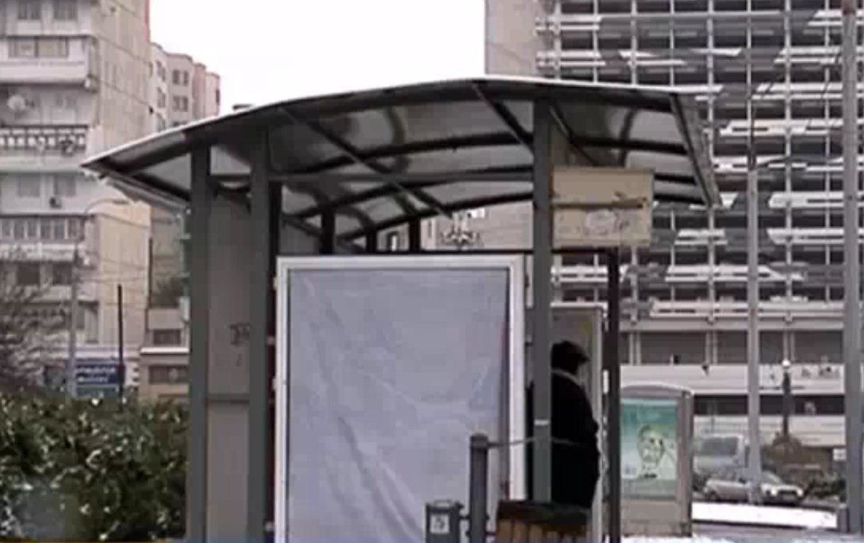 Около 40 процентов остановок транспорта в Кишиневе требуют срочного ремонта.