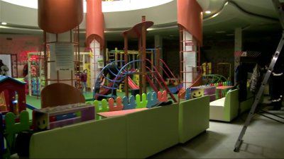 Alertă de incendiu la un mall din Chișinău. Reacția vizitatorilor