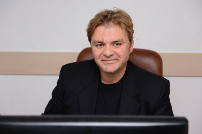 Vitalie Călugăreanu dezleagă misterul „spălătorului de bani” din locuința sa. Foto: tribuna.md