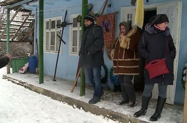 Родители, чей ребенок умер после отъезда скорой помощи, хотят справедливости.