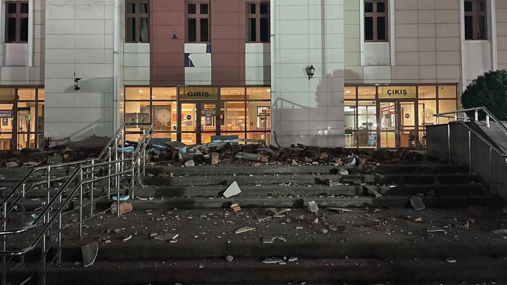 В Турции произошло землетрясение магнитудой 6,0.