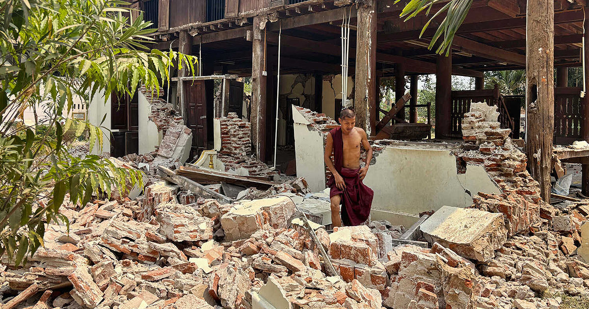 Mai mulți copii au murit sub dărâmăturile unei școli prăbușite în urma cutremurului din Myanmar.
