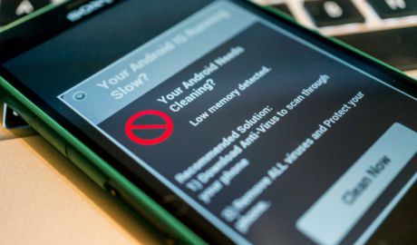 Vestea bună este că problemele se limitează la magazinele de aplicaţii neoficiale, utilizatorii care folosesc Google Play Store ca unică sursă de aplicaţii fiind probabil în siguranţă.