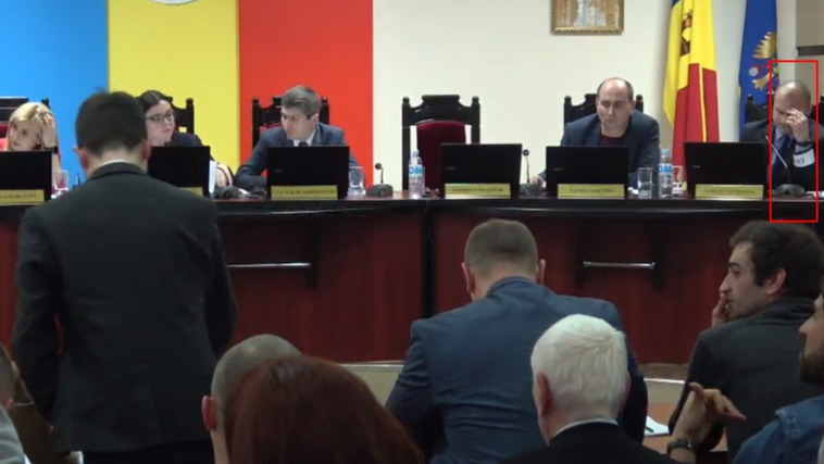 Un membru CEC a intrat în grevă japoneză. 