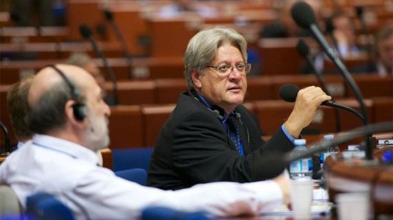 Глава мониторингового комитета ПАСЕ Штефан Шеннах.