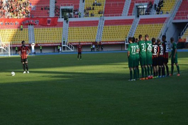 В ответной встрече 10 июля „Зимбру” хватит и победы со счётом 1-0 для выхода в следующий раунд.