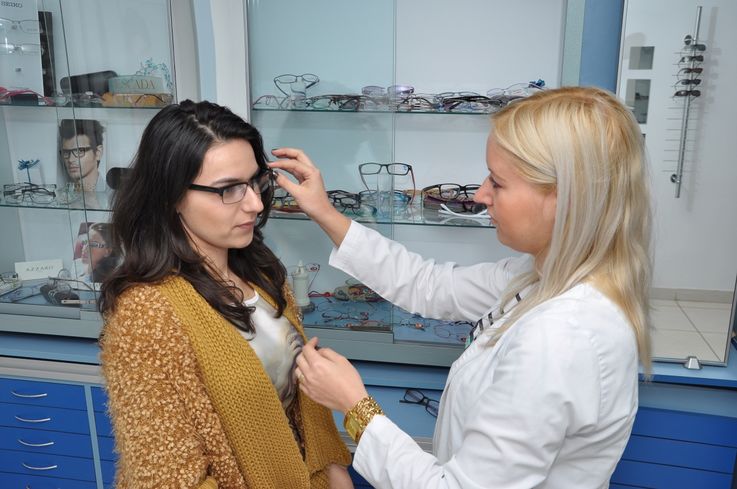 Locuitorii din Chişinău vor putea beneficia de ochelari gratuiţi