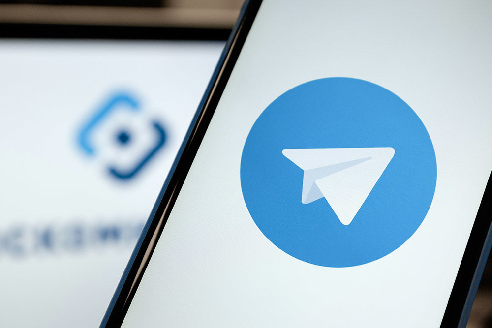 Представители Telegram, требуя отменить приказ ФСБ, указывали на то, что приказ спецслужб нарушает права пользователей.