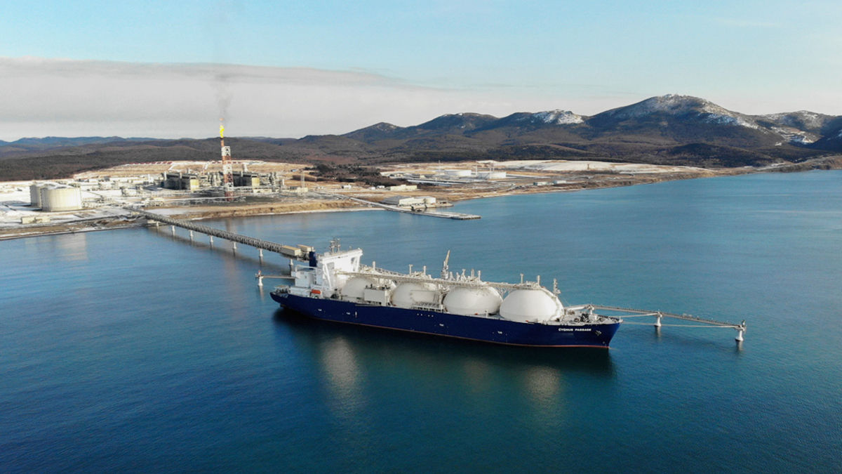 В Азии цены на сжиженный природный газ выросли почти в 10 раз.