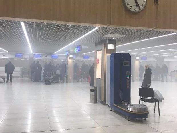Explicația Aeroportului Chișinău privind norul de praf din sala de așteptare. Foto: realitatea.md
