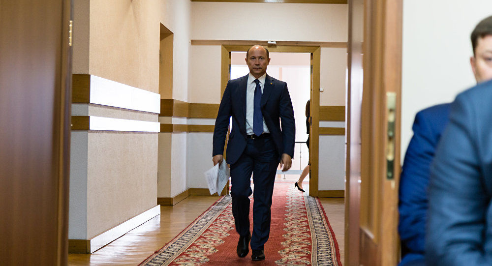 Парламент 65 голосами вынес вотум недоверия правительству Стрельца. Фото: sputnik.md