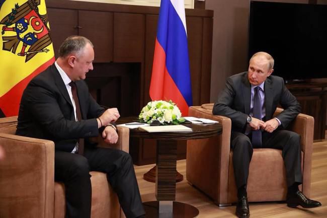 Presa rusă pune la îndoială credibilitatea lui Igor Dodon. Foto: moldnova.eu