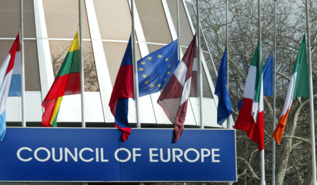 Совет Европы возможно рассмотрит возникшую проблему. Фото: sharij.net