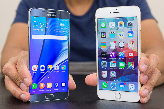 Samsung запустил в России программу обмена старых смартфонов на новые.