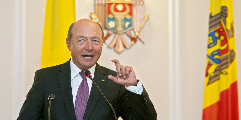 Экс-президент Румынии категорически отверг возможность выдвижения своей кандидатуры на пост президента Молдовы.