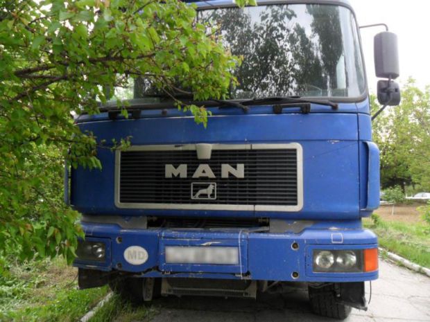 Autocamionul de model MAN a fost indisponibilizat pe teritoriul punctului de trecere.