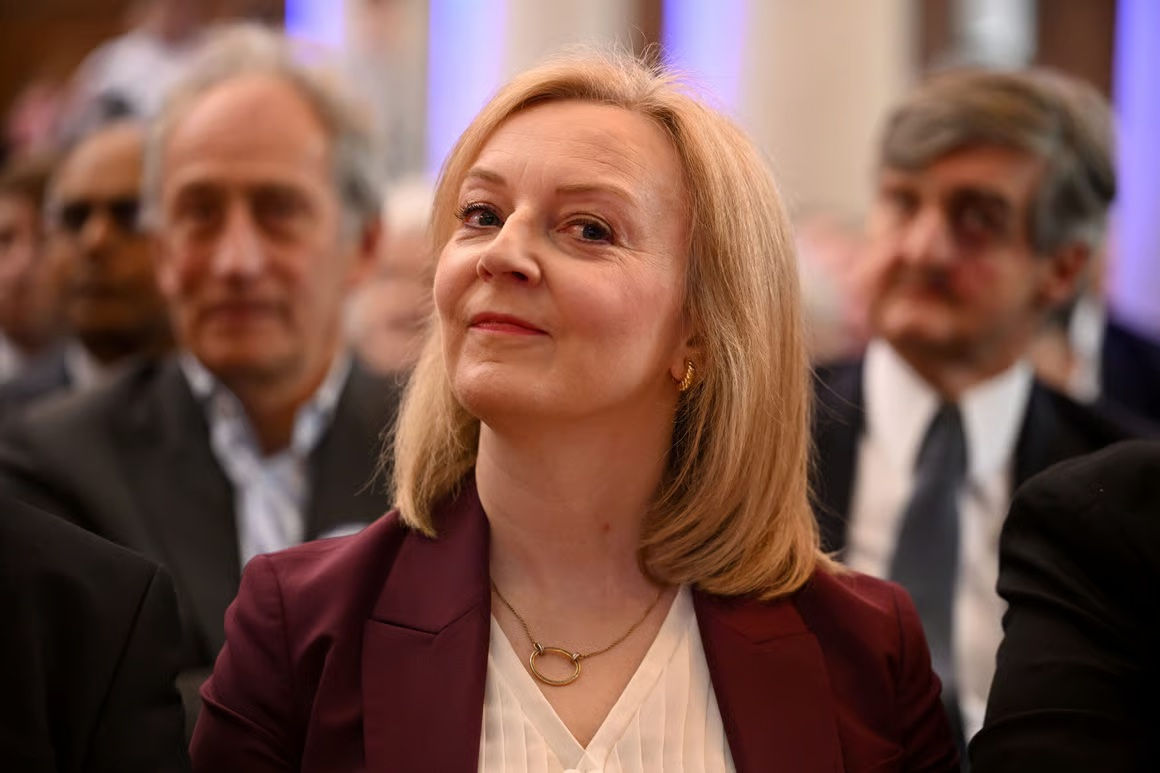 Бывшая премьер Британии Трасс объявила о запуске шоу с разоблачением противников.