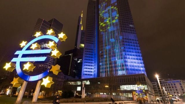 Европа оказалась на пороге банковского краха