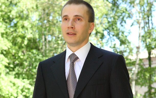 Грабители вынесли из банка Александра Януковича 46,5 млн гривен и 9,9 млн долларов.