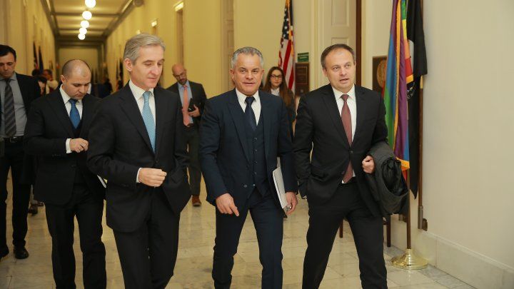 Plahotniuc și-a început vizita în SUA. Cu ce oficiali s-a întâlnit