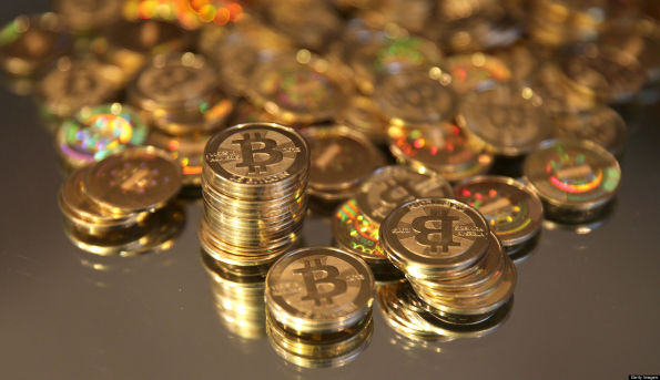 Moneda virtuală Bitcoin a atins valoarea de 5.103,91 dolari SUA.