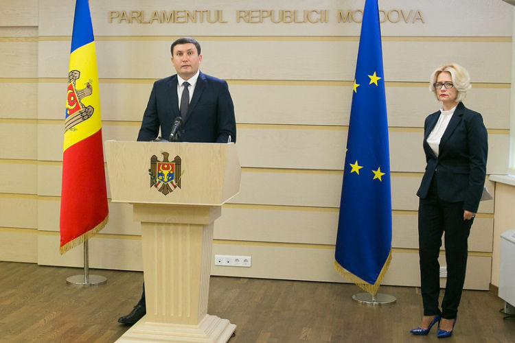 Пенсионеры с доходами до 2 тыс. леев получат единовременную помощь. Фото: ipn.md.