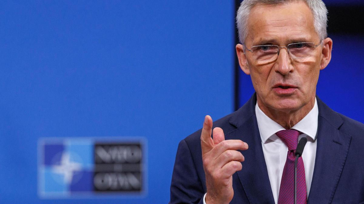Столтенберг: Украина становится ближе к НАТО.