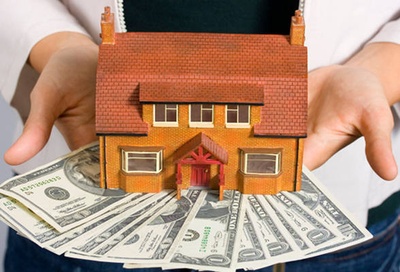 В апреле-июне 2014 г. зарегистрировано 28,8 тыс. сделок по купле-продаже недвижимости. Фото: firestock.ru.