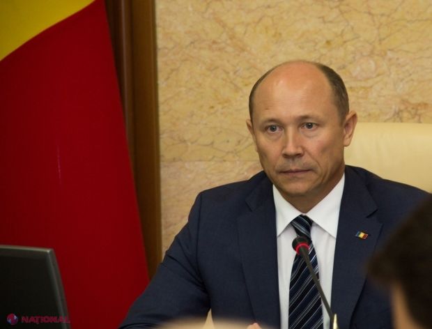 Streleț și-a cerut scuze de la zecile de mii de persoane adunate în Piața Marii Adunări Naționale pentru a protesta împotriva abuzurilor actualei guvernări.