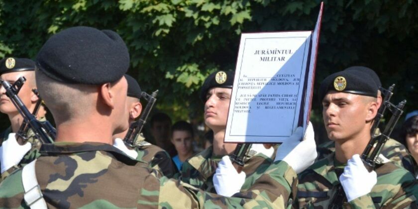 Выпускников Военной академии заставили возместить расходы на образование.