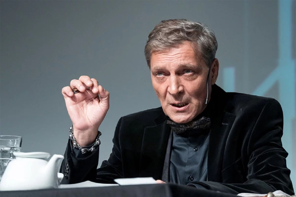 Александр Невзоров подал заявку на гражданство Украины.
