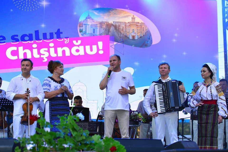 Состоялось торжественное открытие фестиваля “Приветствую тебя, Кишинев”.