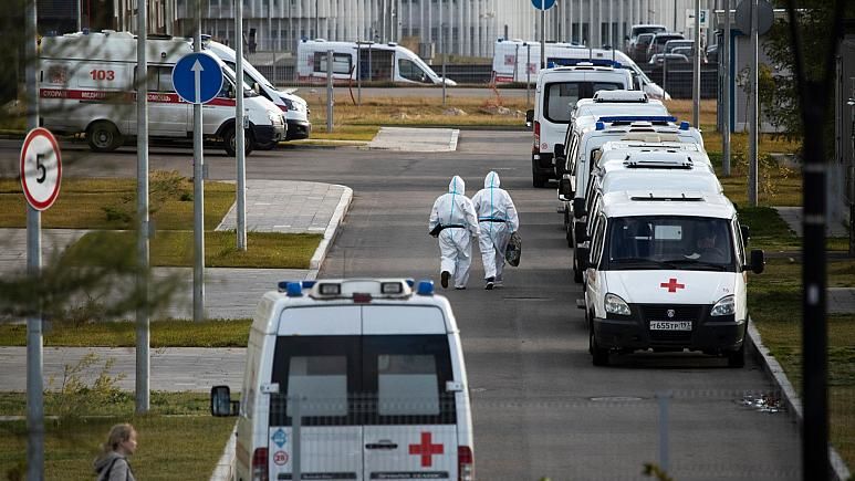 В российских отделениях интенсивной терапии находятся 2800 пациентов с коронавирусом.