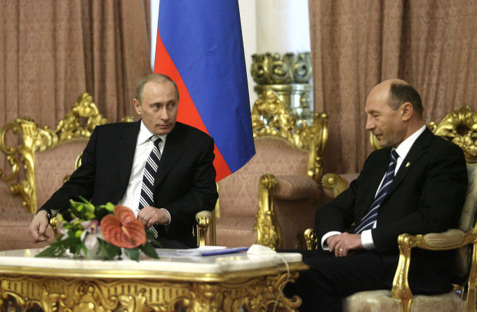 Băsescu face dezvăluiri despre discuțiile sale cu Putin. Foto: Stirile ProTV