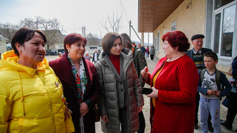Санду - жителям Кантемирского района: Наша сила в нашем единстве.