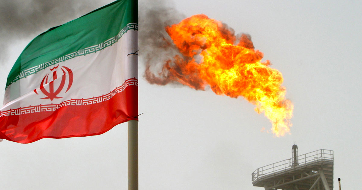 Iranul a îndemnat lumea să se pregătească pentru un preț de 200 de dolari pe baril de petrol.