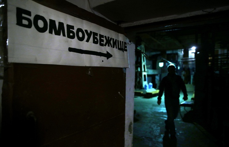 Украинские силовики сегодня утром начали массированные обстрелы Донецка из всех видов вооружений.
