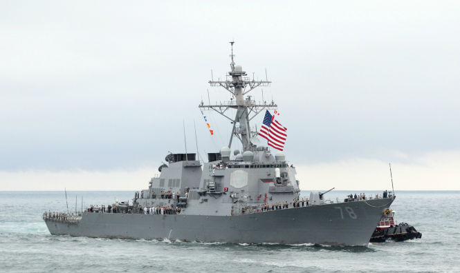 Эсминец USS Porter впервые бросил якорь в Констанце в 2006 году, его нынешний заход в румынский порт - четвертый.